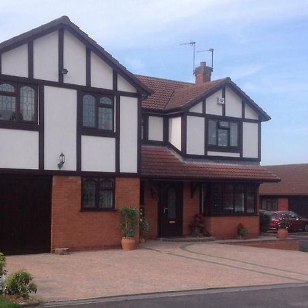The Cedars House B&B Nuneaton Esterno foto