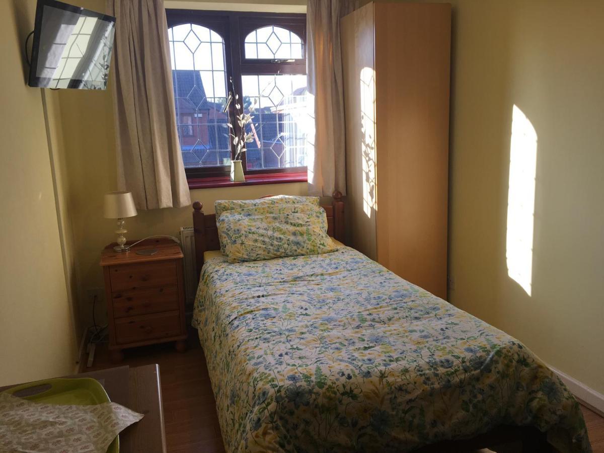 The Cedars House B&B Nuneaton Esterno foto